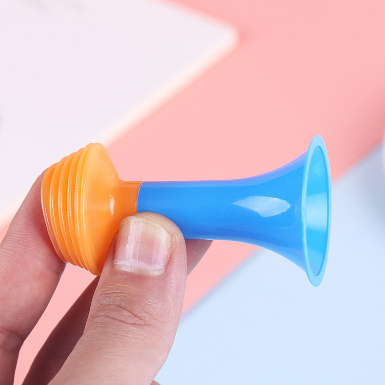 Wholesale of children's air pressure trumpet toys, cartoon plastic wind instruments, baby music toys and small gifts are selling well Application Scenario