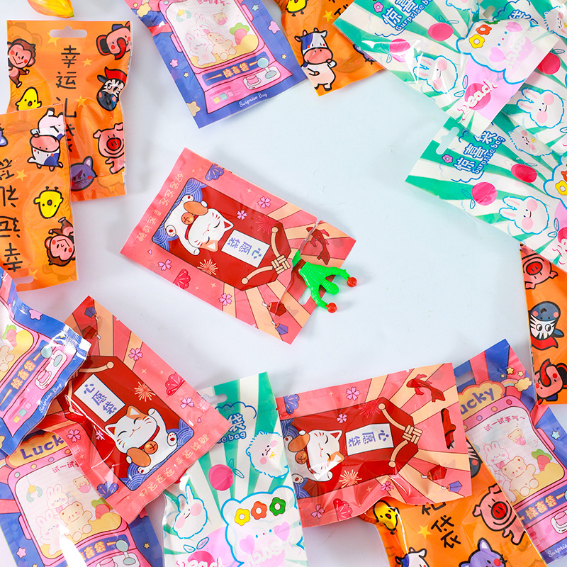 Children's surprise blind bags, lucky blind boxes, small store toy blind bags, student kindergarten small gifts, stationery blind bags Application Scenario