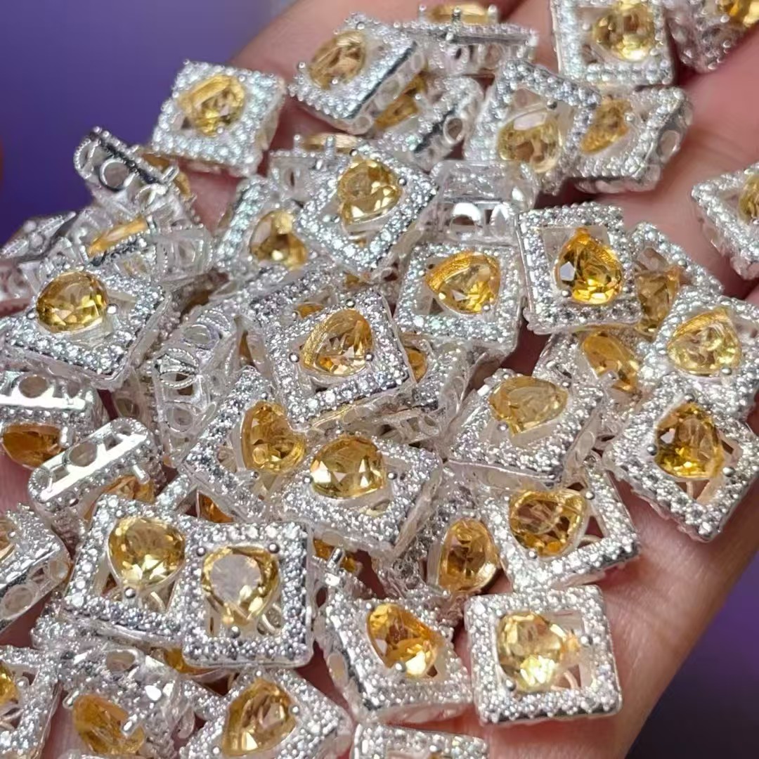 Yellow crystal square straight-hole diy jewelry accessories, crystal accessories, traditional sand gold accessories, copper-plated real gold, high color retention Specification image