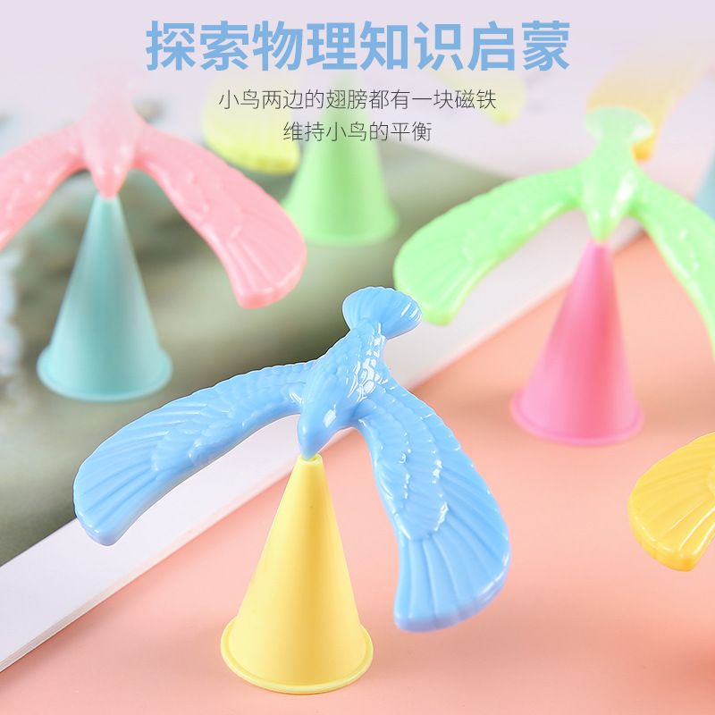 Small mini balanced bird classic gravity balance eagle Little bird Gashapon toy gift wholesale children's toy small gifts full figure