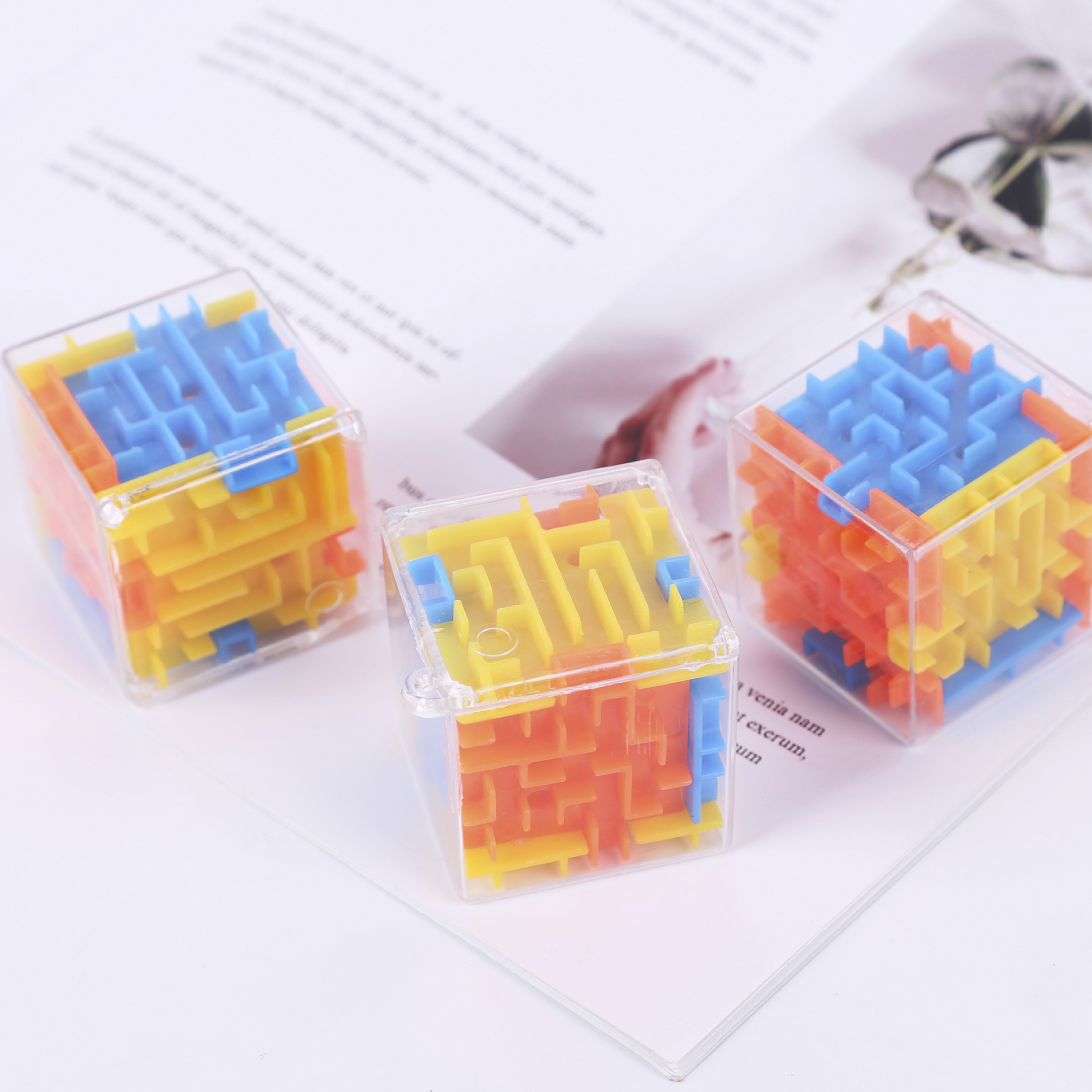 Wholesale children's three-dimensional maze, cube six-sided maze, intelligence magic maze, ball walking ball, children's educational toys Specification drawing