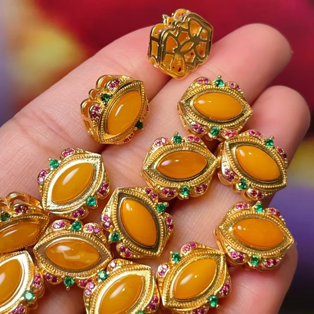 Natural horse's eye amber zircon straight-hole diy jewelry accessories, crystal accessories, traditional sand gold accessories, copper-plated real gold with high color retention details Picture