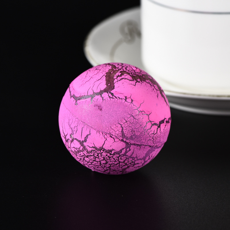 Educational toys, water-soaked dinosaur egg hatching eggs, small water-breeding blind box, Jurassic dinosaur model children's toys Application Scenario