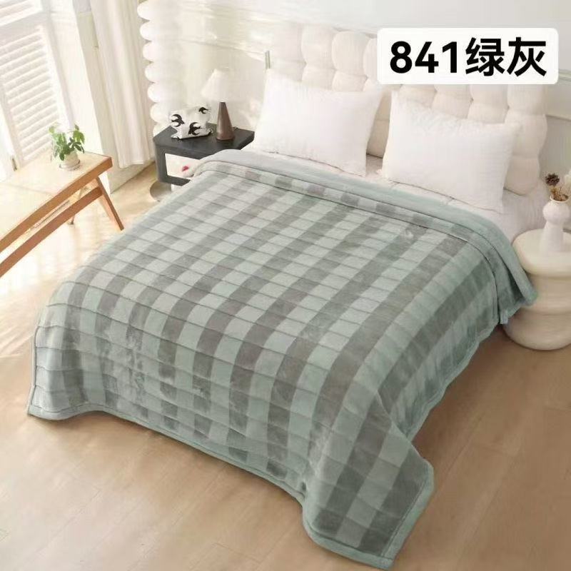 High-end blanket, double-layer red autumn and winter blanket, thickened, wedding dowry, wedding warmth, medium thick high-end cover blanket, cloud blanket Application Scenario