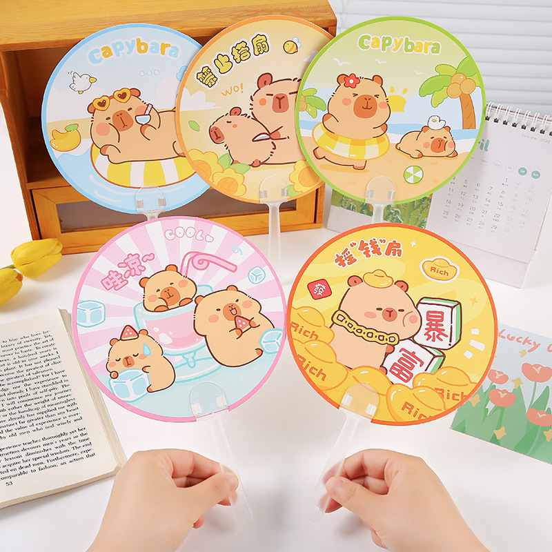 Pibala fan, a cute round hand-cranked plastic fan for students, a small summer reward gift for children - a small fan full figure