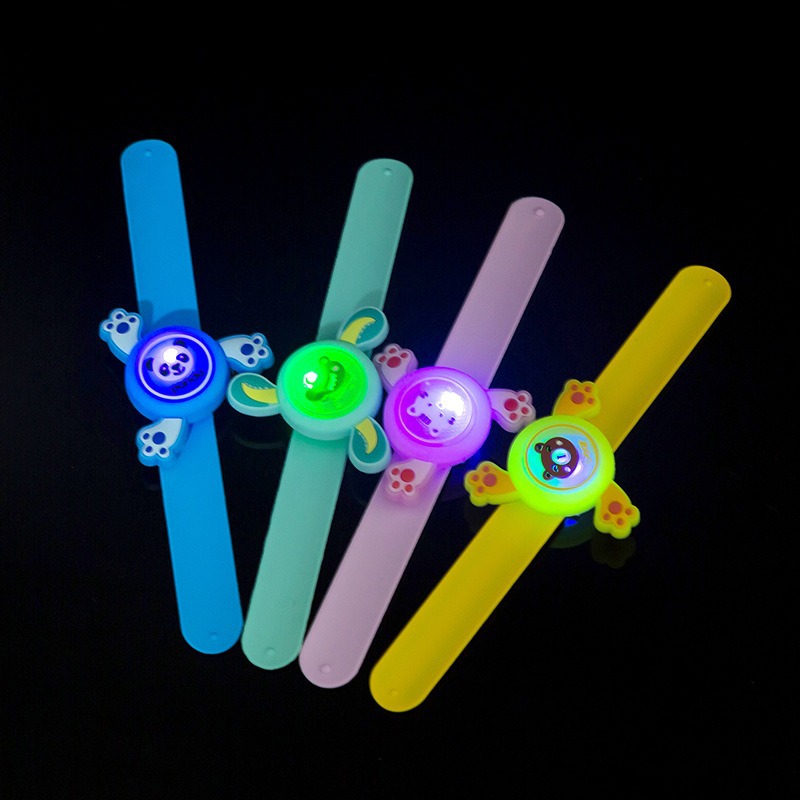 Wholesale rotating hairpin mosquito repellent children's watch wristbands, cartoon luminous pop ring watches, children's outdoor mosquito repellent watches Application Scenario