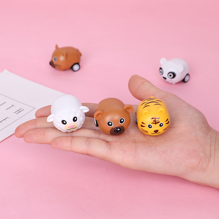 Wholesale of cartoon children's small toys, animal mini rebound cars, educational gifts, inertial mini cars, ground promotion gifts Application Scenario