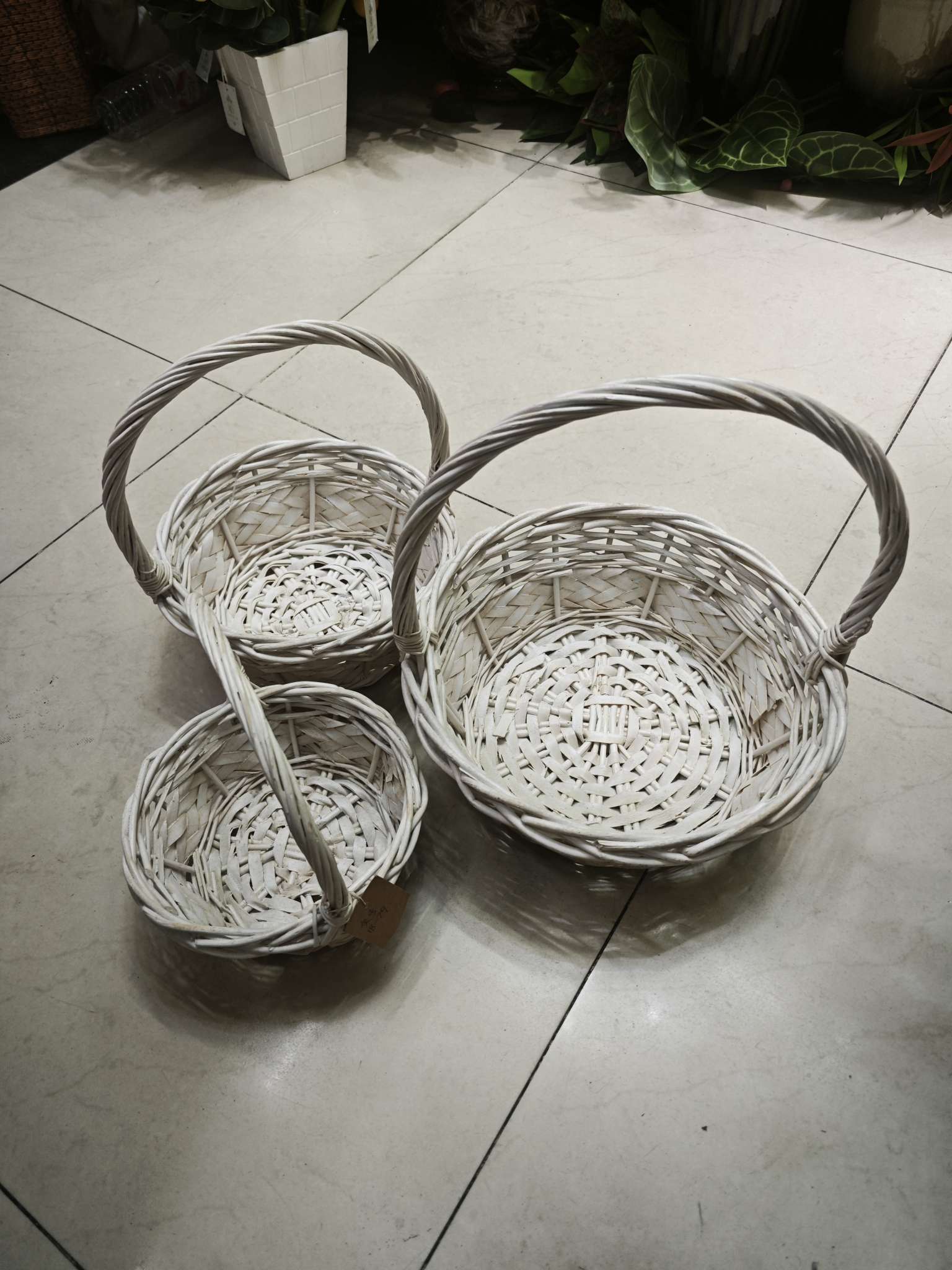 工艺品礼品装饰花桶满天星仿真花柳编提篮工艺摆件花篮装饰品产品图