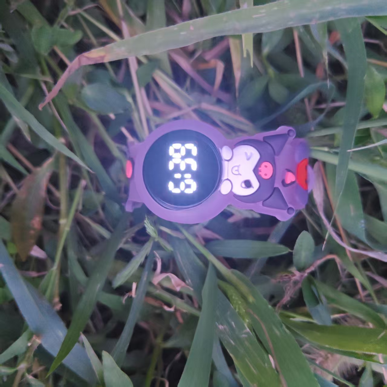 Wholesale of electronic watches, LED white lettered watches, touch screen cartoon student watches from manufacturers details Picture