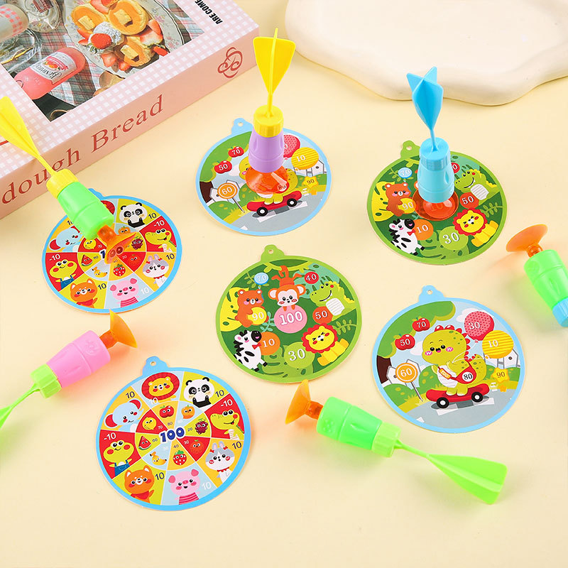 Children's small toys, suction cups, flying needles, darts, street stall gifts, children's toy hanging boards, matching gifts for kindergartens Application Scenario