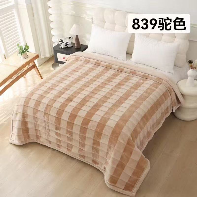 High-end blanket, double-layer red autumn and winter blanket, thickened, wedding dowry, wedding warmth, medium thick high-end cover blanket, cloud blanket Specification image
