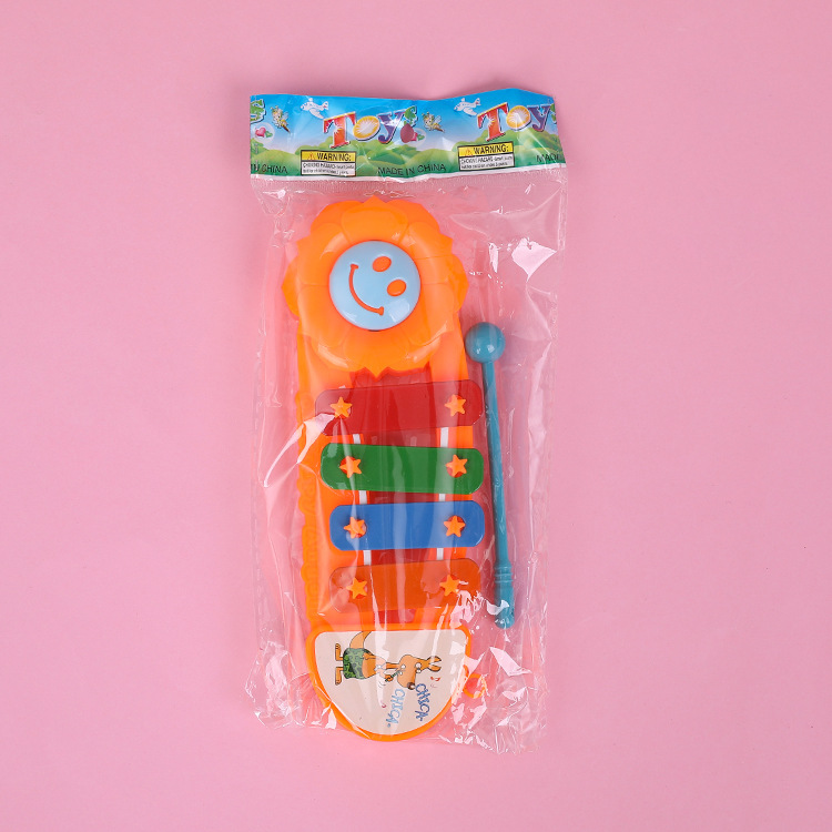 Infant and toddler cartoon mini hand-played piano, children's plastic percussion instrument, baby music early education toy, gift toy Application Scenario