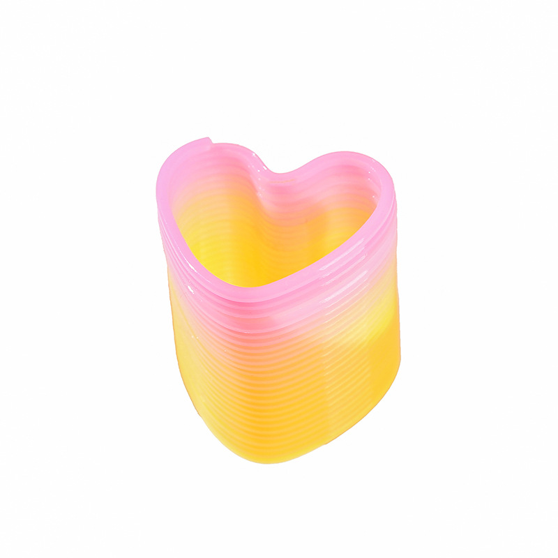 Taiwan color special-shaped spring rings, rainbow rings, heart-shaped rhombus rings, elastic rings, prizes, cross-border bulk supply Item Picture