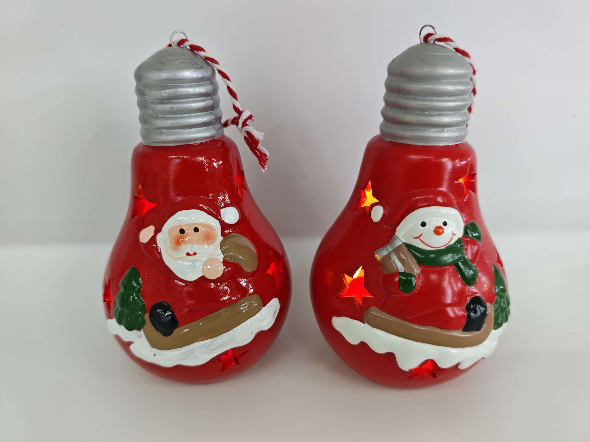 圣诞陶瓷带LED灯摆件