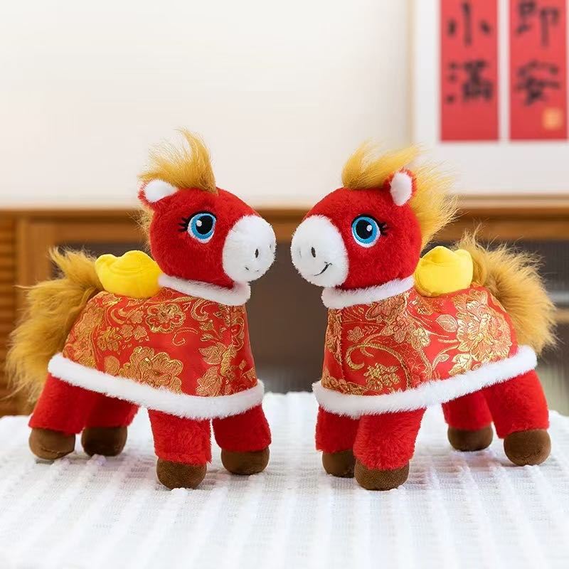 Little horse plush toy dolls are so cute that children all love them. This is a toy for the Year of the Horse. It's a small plush toy pendant for the Year of the Horse