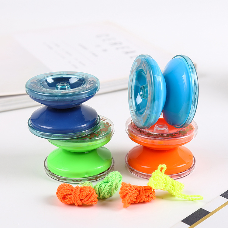 Children's toy stalls sell plastic mini cartoon yo-yos, kindergarten gifts, educational yo-yos, and yoyo balls Specification drawing
