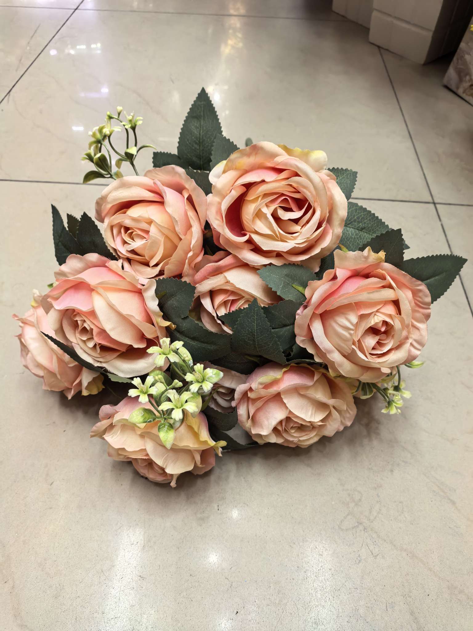 11 pieces of cocoa rose artificial flowers for home decoration, green living art Application Scenario