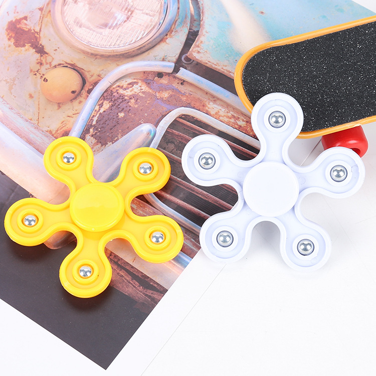 Five-bead fidget spinner, plum blossom five-bead fidget spinner, five-leaf bearing five-angled steel ball spiral interfinger pressure relief toy details Picture
