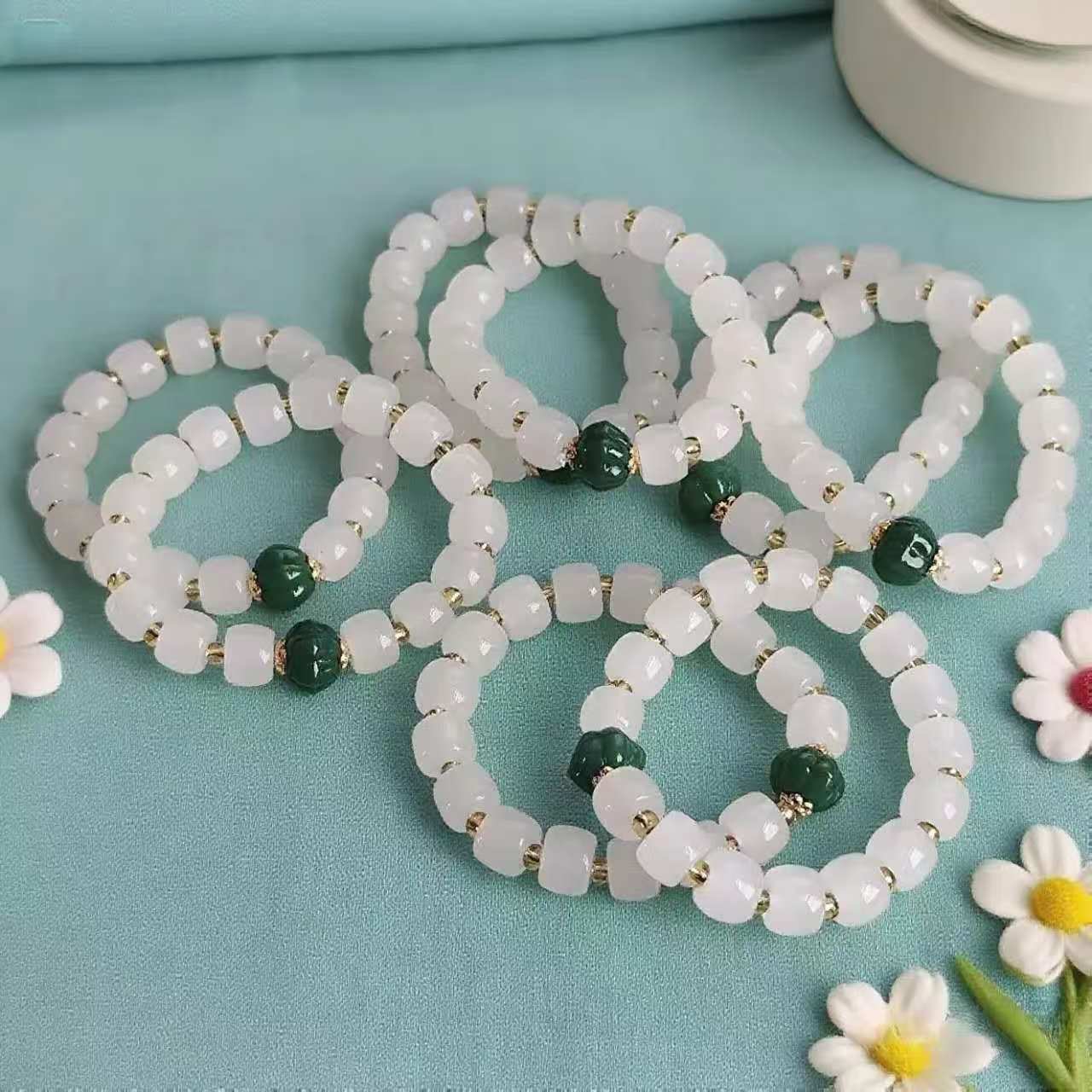 Hot-selling pumpkin bead bracelet, simple style imitation Hetian jade bucket bead jewelry, cross-border live-streaming traffic diversion accessories wholesale Specification image