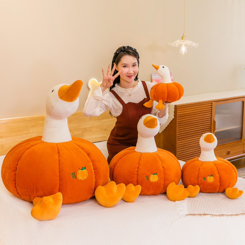 Big white goose plush toy, elastic cotton sleeping pillow doll, bed cushion, creative new pumpkin goose large doll Application Scenario