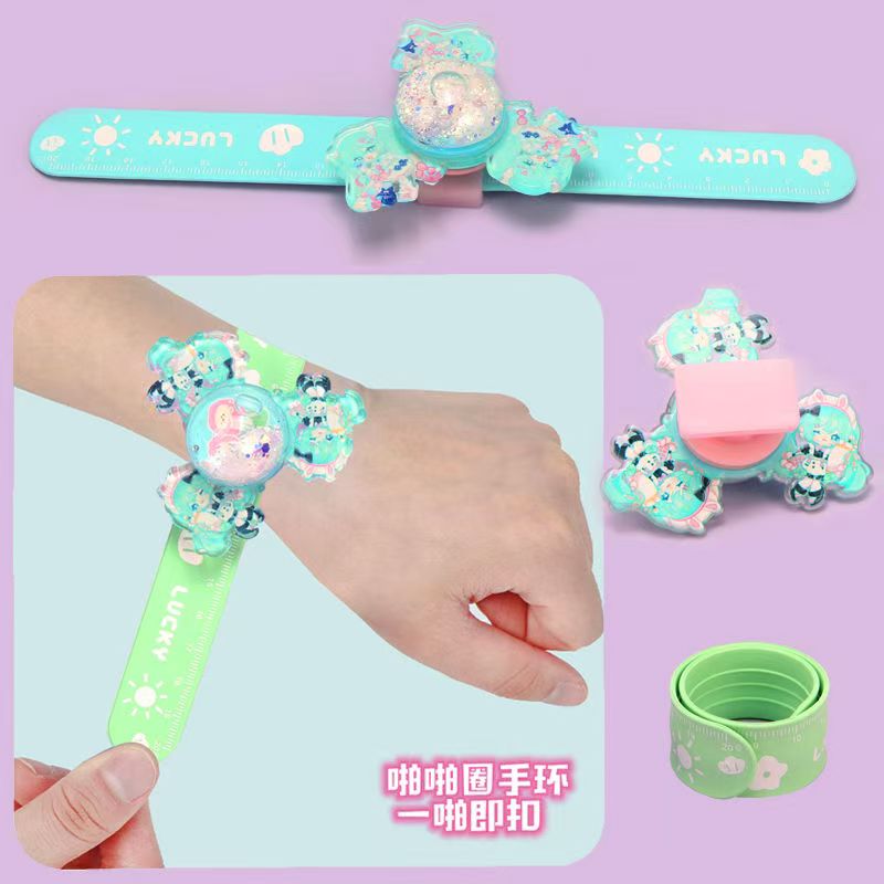 陀螺啪啪圈带灯手环产品图