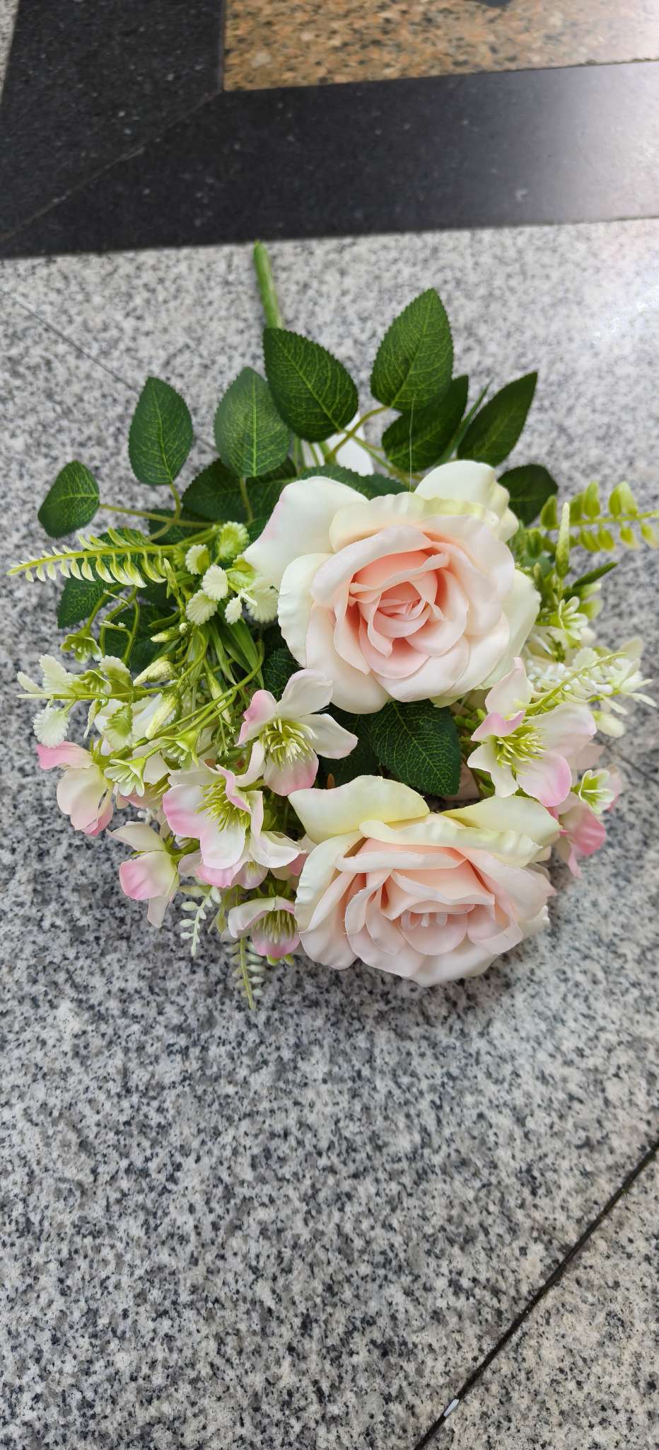 10 rose artificial flowers, handcrafted bouquets, handcrafted bouquets, artificial flowers, handcrafted flowers, rose petals, long and elegant wedding flowers for women details Picture