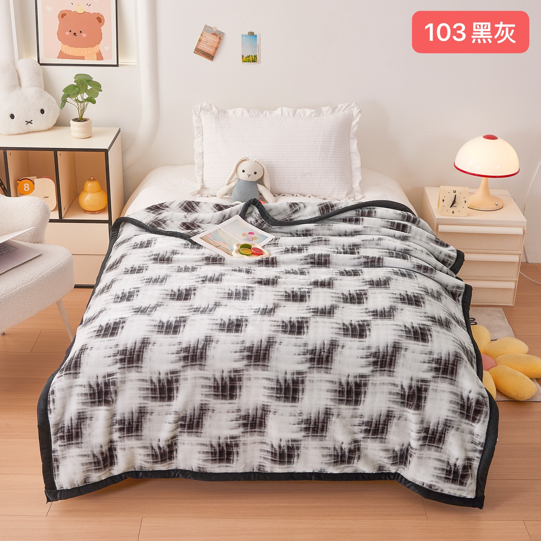 New non-shedding single student dormitory cloud blanket, cover blanket, nap blanket, velvet blanket, 1.5-meter warm blanket for autumn and winter, Raschel blanket Specification image
