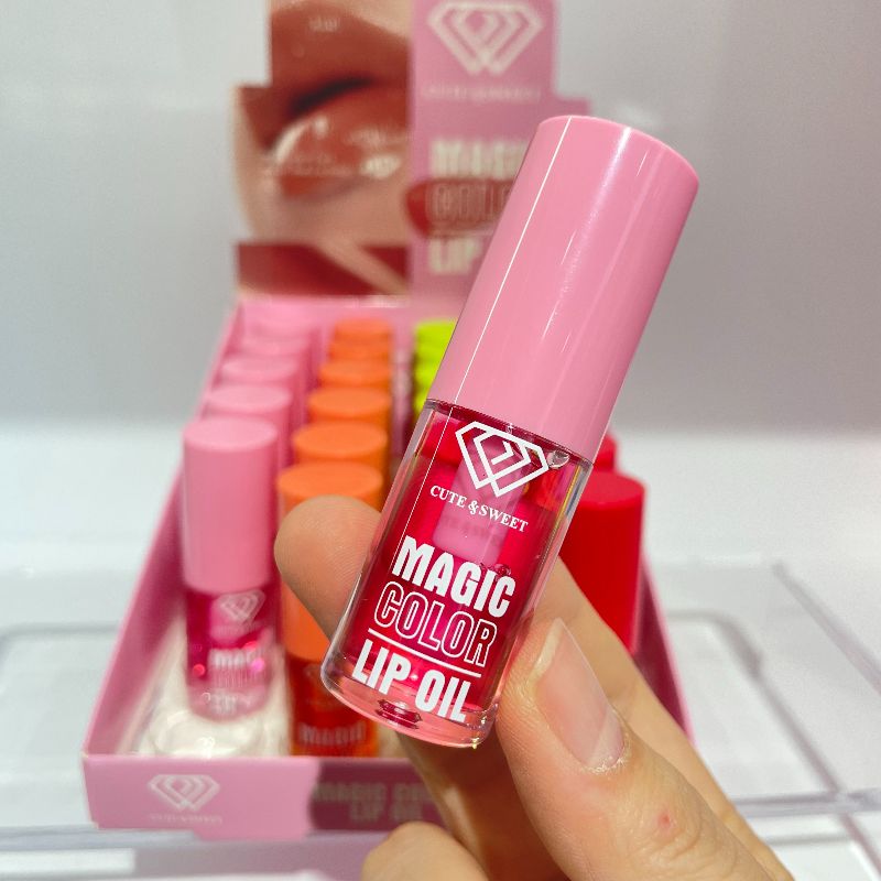 LIP gloss LIP OIL Color changing lip oil Magic Lip Oil Application Scenario