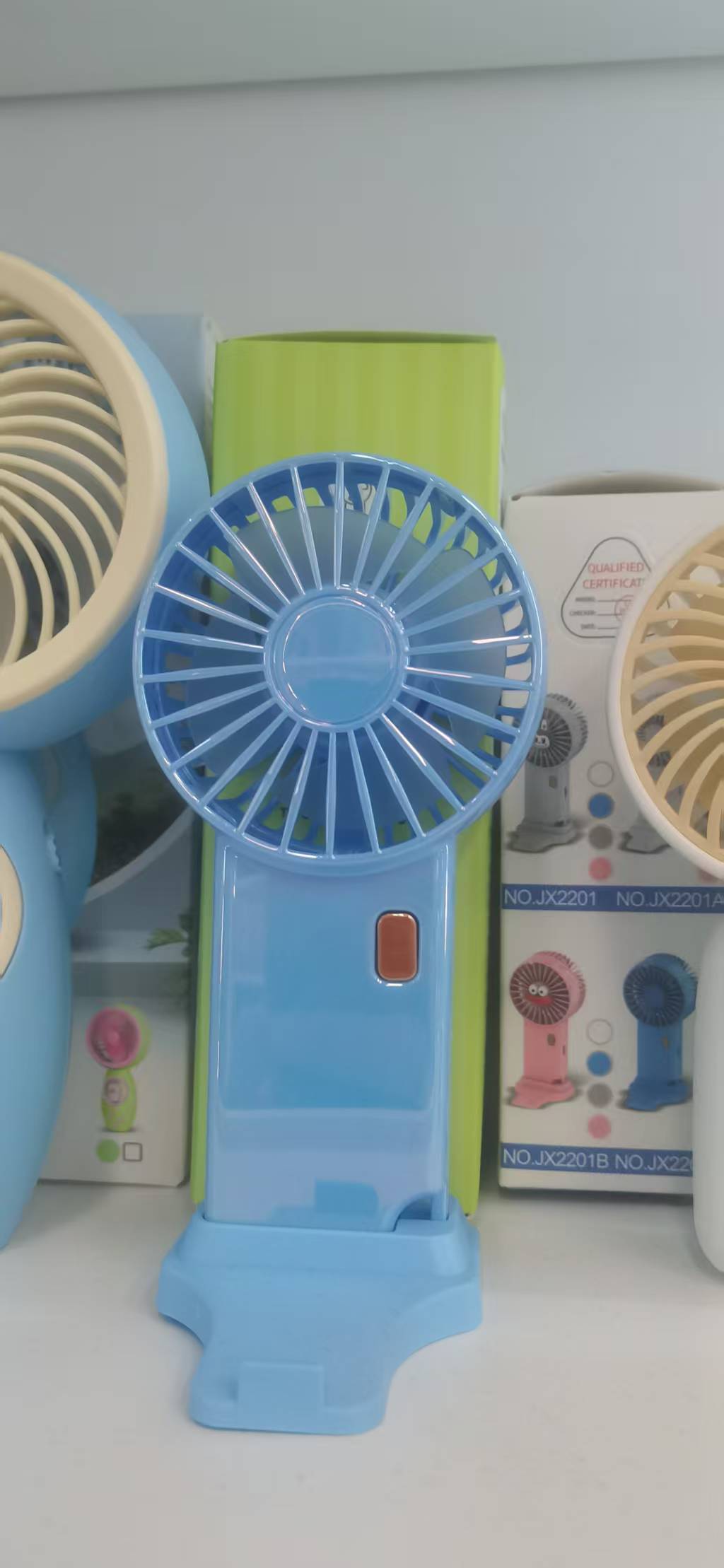 厂家直销，各类小风扇1111114444