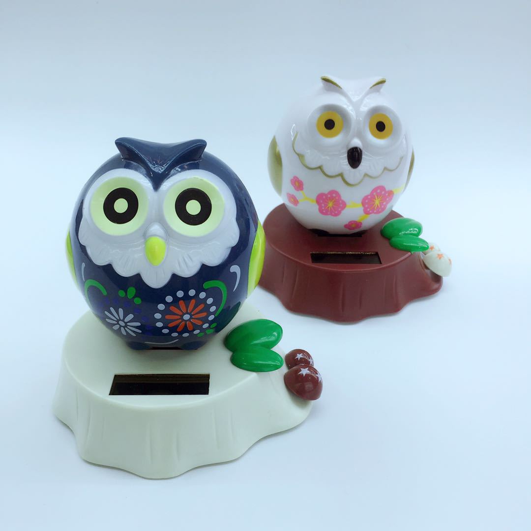 Car accessories, solar-powered shaking head, owl car ornaments, creative figurines, festival gifts, one-piece consignment, car decoration, car accessories, cheap Application Scenario