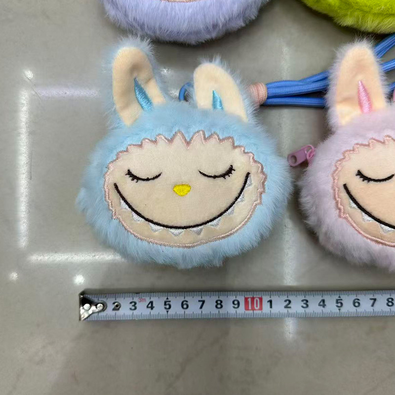 Peluche cubo niños zero wallet bordado cara boutique animal bolsa de maquillaje bolsa de almacenamiento mini juguete de peluche multifunción caricatura periférica regalo ventron zero wallet bolsa de juguetes para niños accesorios para niños Application Scenario