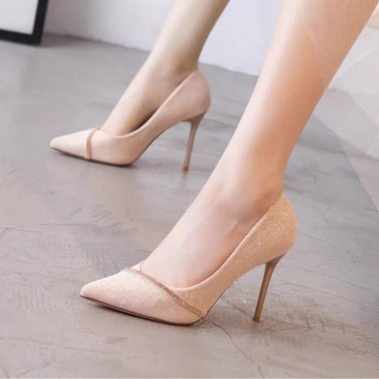 French Chanel-style high heels for women, Spring and Autumn 2024 collection, pointed-toe, thin-heel, rhinestone design, high-end fashion single shoes Application Scenario
