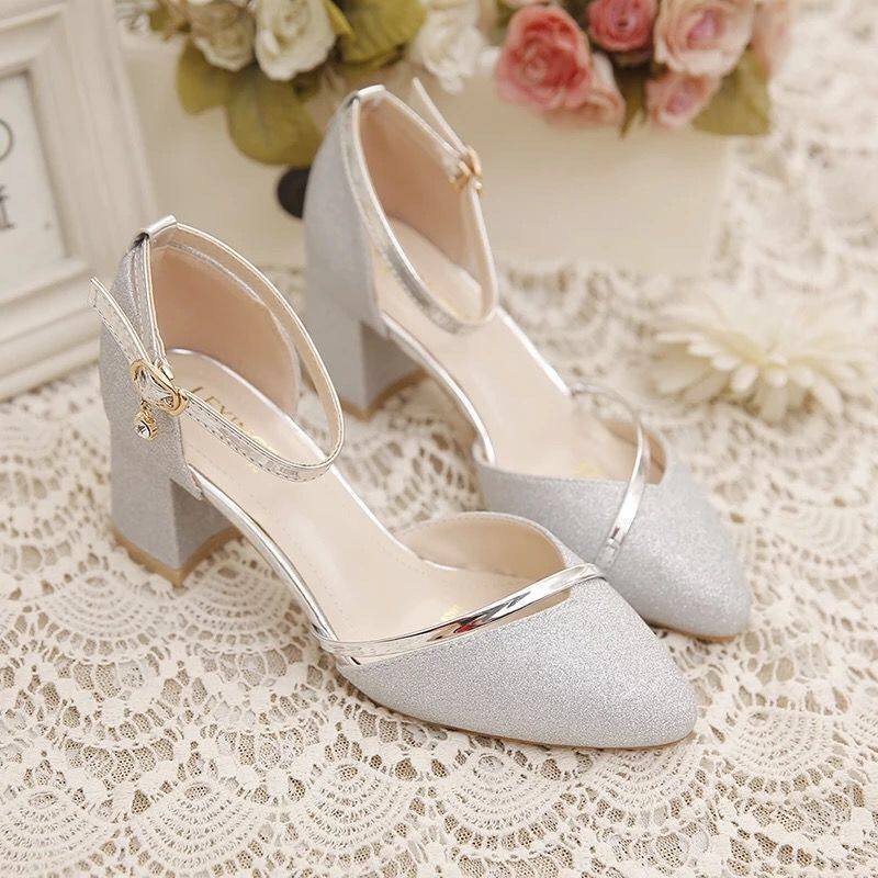 2021 Summer new style of Korean style pointed-toe square thick-heeled women's shoes, one-button fashionable sandals for export Application Scenario