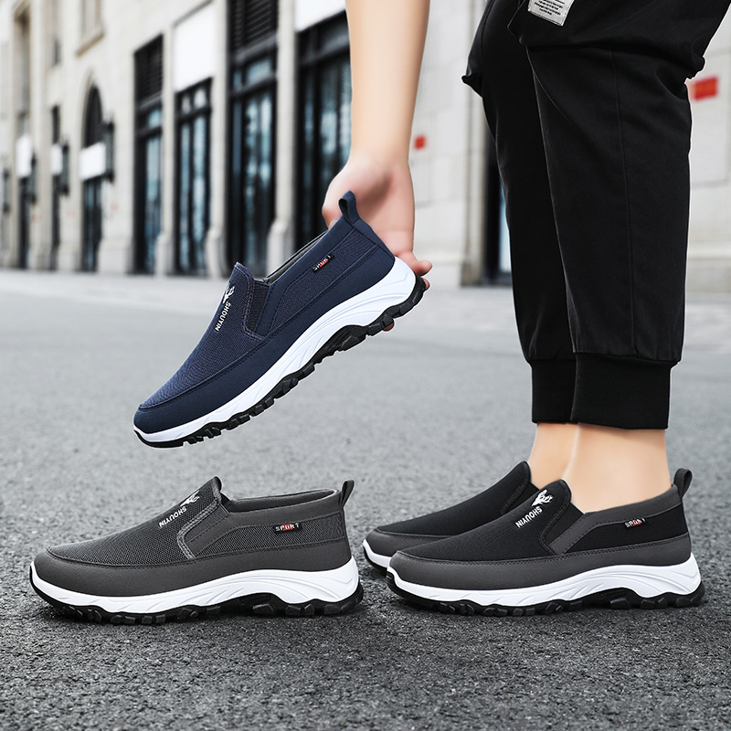 Men's singles shoes, round-toed old Beijing cloth shoes, soft-soled comfortable casual shoes, one-step dad shoes, breathable flying woven shoes Application Scenario