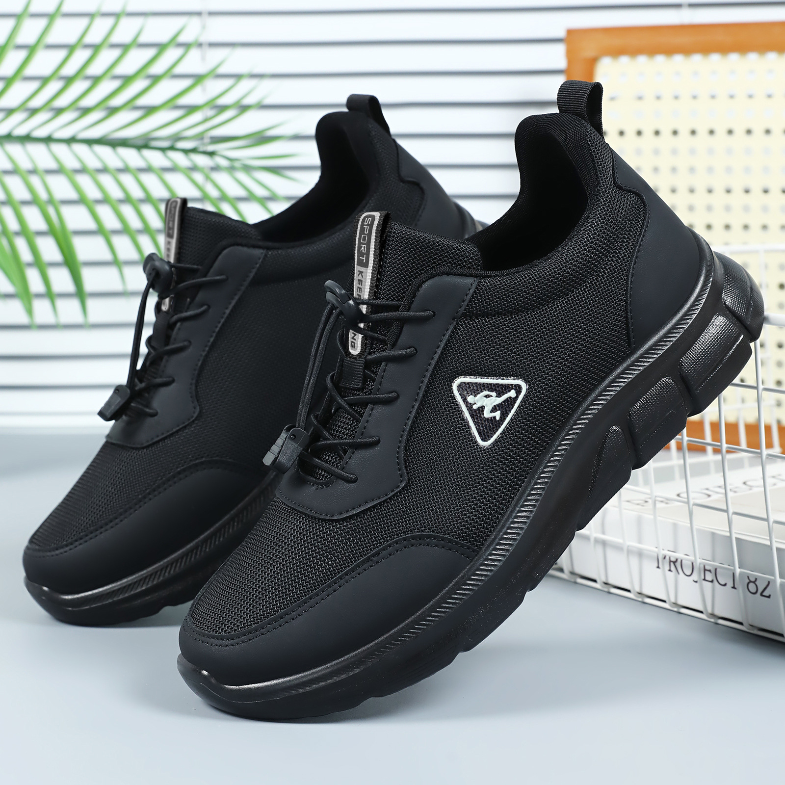 Men's walking shoes, couple styles, middle-aged and elderly dad shoes, soft-soled, comfortable and casual shoes, versatile men's shoes, breathable single shoes details Picture