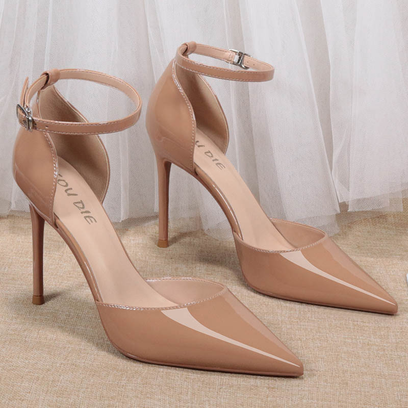 The 2024 new pointed-toe, low-cut high-heeled shoes for women with a unique European and American style, featuring a stunning and sophisticated look for a mature woman full figure