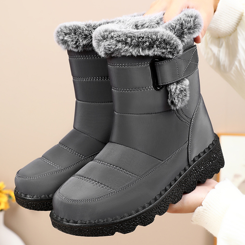 Jinshiyuan - Winter cotton shoes for Women, cross-border large-sized cotton shoes processing and customization, fleece and thickened high boots, snow boots for women Application Scenario
