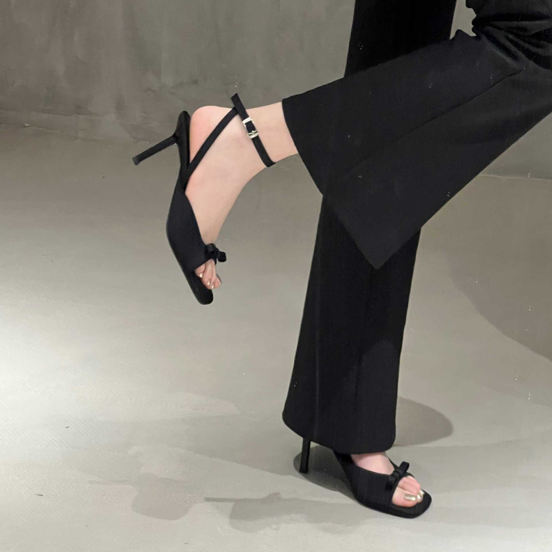 2024 New style square-toed ankle straps, silver satin bow, high-heeled flip-flops, thin-heeled open-toe women's sandals, stylish Application Scenario