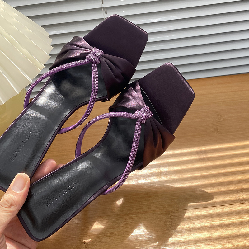 Purple satin rhinestone strappy sandals for women in summer 2024, new style with bow, exposed toe, high-heeled flip-flops worn outside full figure