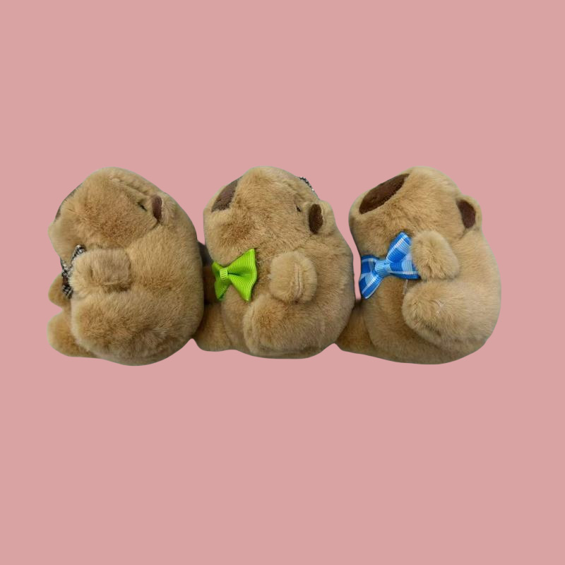 领结款皮巴拉动物豚鼠纪念品毛绒玩具纪念品创意玩偶卡通周边挂件毛绒公仔挂件钥匙扣布偶挂件可爱装饰礼物夹娃娃机厂家直销