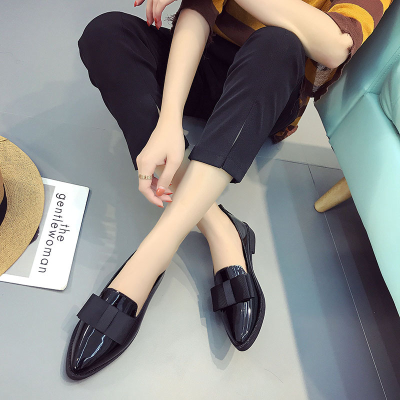 Spring Korean version bow pointed-toe casual low-top single-toe women's flat, shallow mouth simple flip-top commuter women's leather shoes Specification drawing