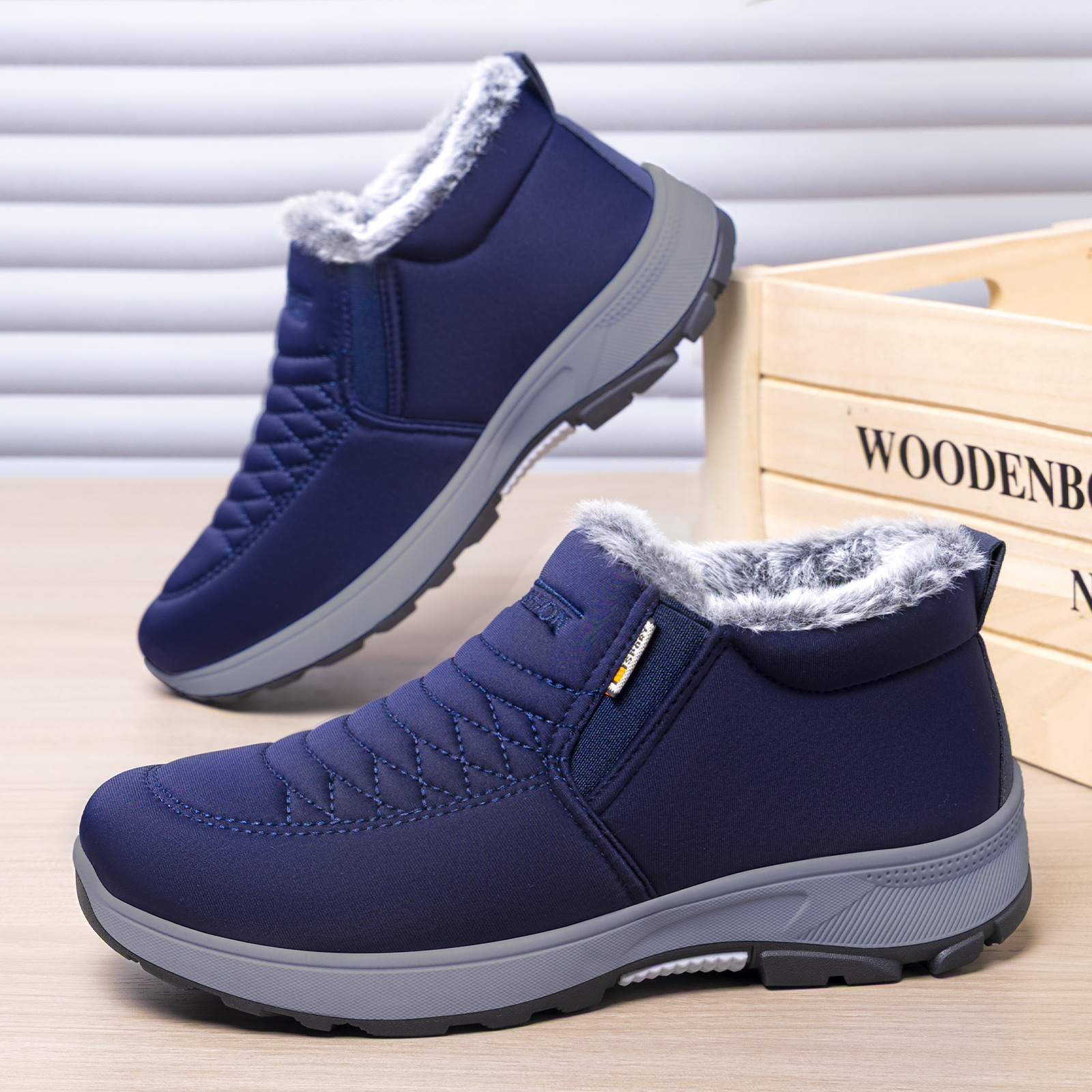 Men's cotton shoes, couple style, snow boots, one piece for delivery, middle-aged and elderly men's ankle boots, one piece of cold-proof and warm cotton boots details Picture