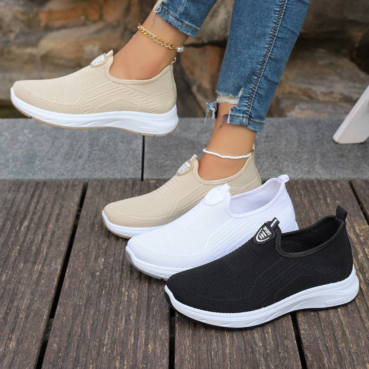 Jinshi Yuan - Women's soft-soled casual shoes processing and customization, breathable women's single shoes, one-step flying woven shoes, lazy shoes Application Scenario