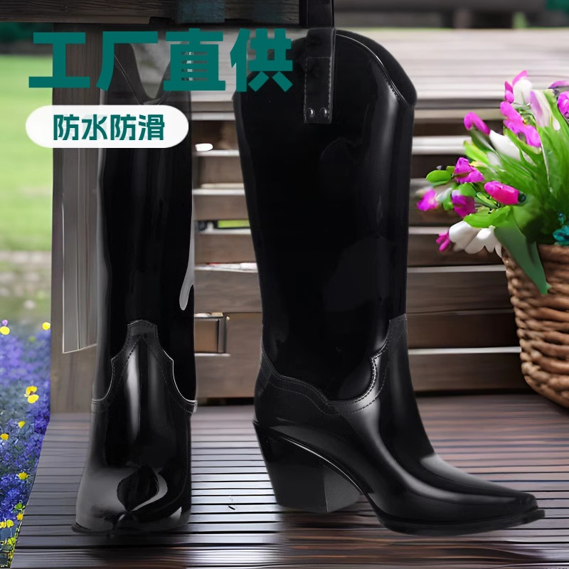 The 2025 new rain boots for women are personalized, anti-slip, durable, wear-resistant and waterproof. They are young, beautiful and fashionable, with a long British style full figure