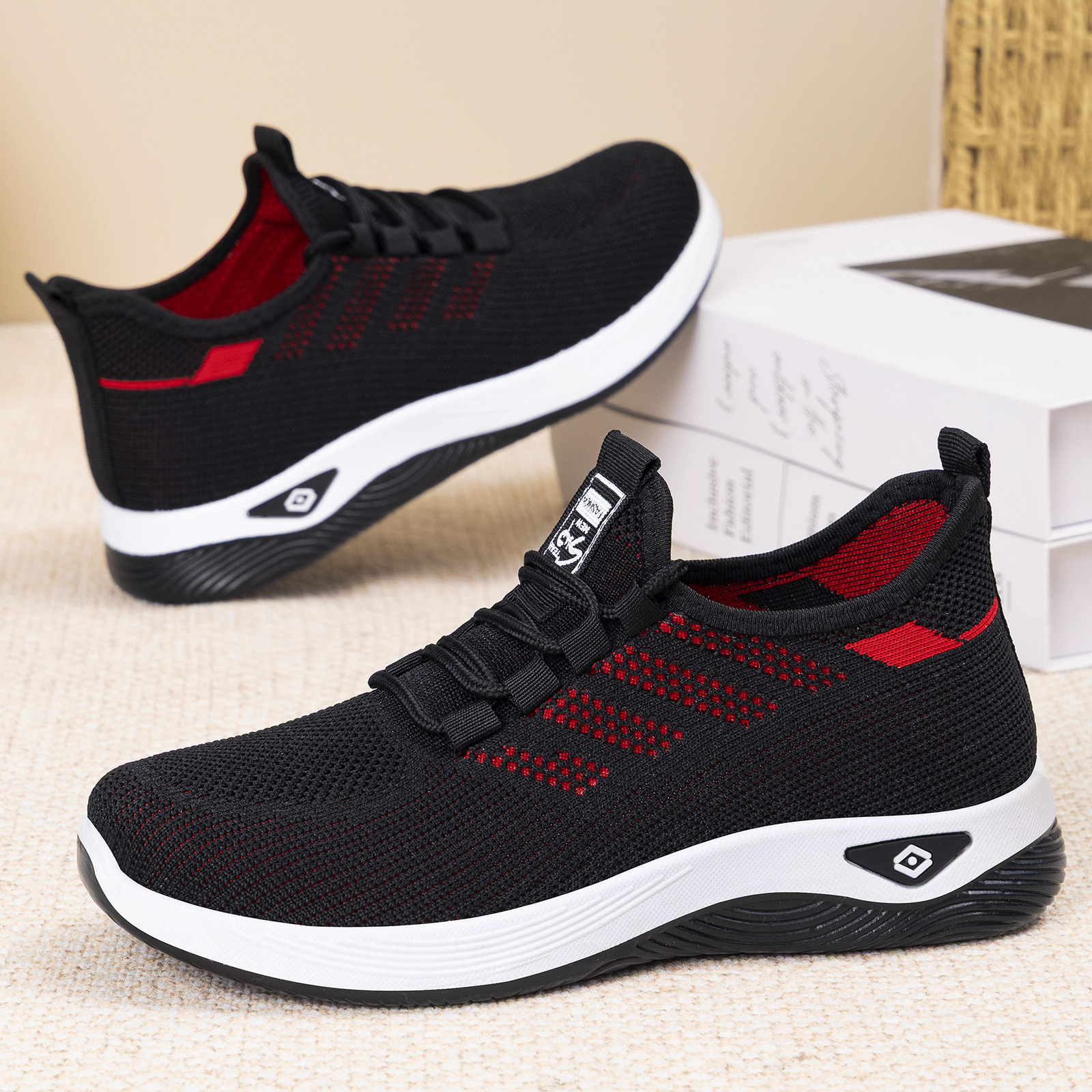Women's casual shoes, one-piece consignment, breathable single shoes, soft-soled comfortable shoes, women's simple lace-up net shoes details Picture