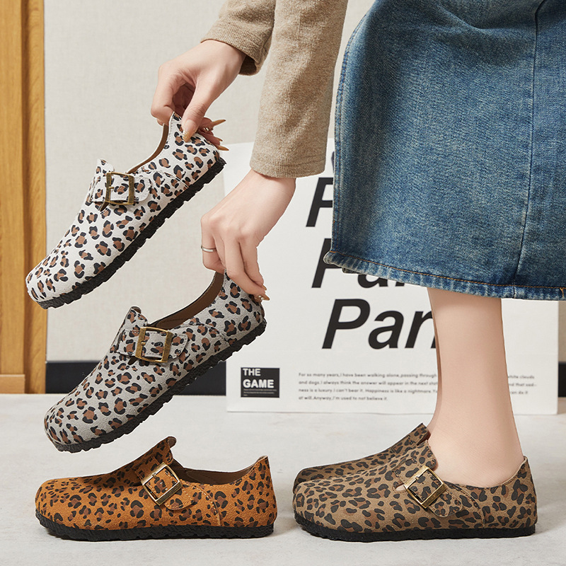Women's casual shoes, leopard print color-blocking Boken shoes, soft-soled women's single shoes, one-step lazy shoes, trendy and versatile women's shoes Application Scenario