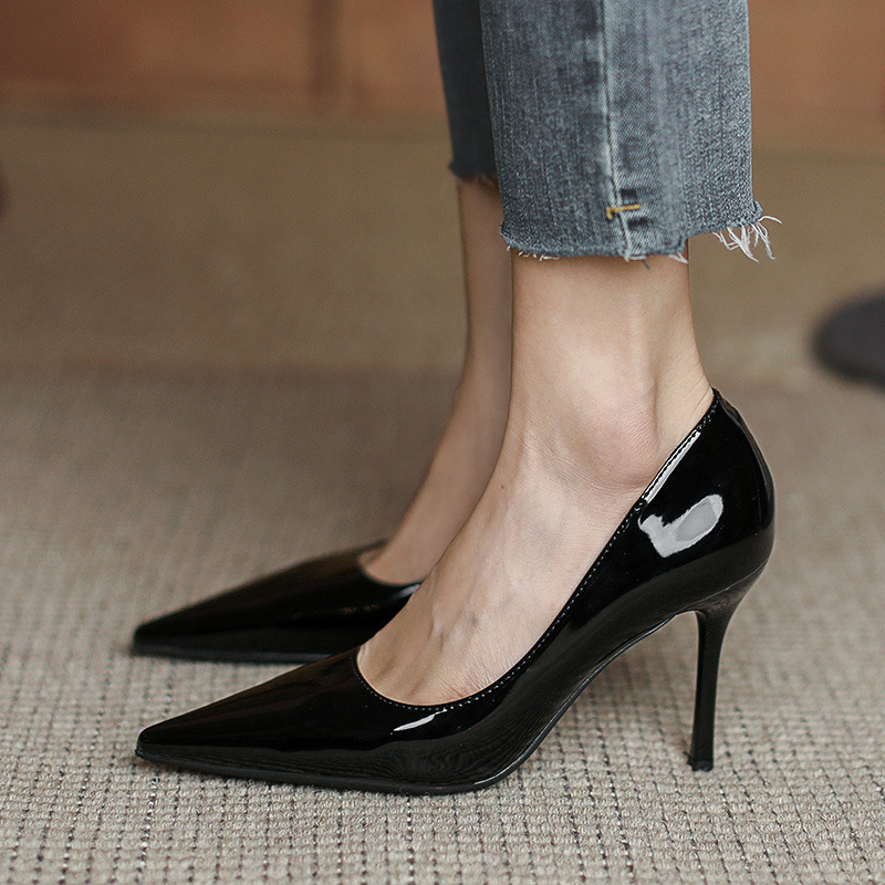 Nude high heels with thin heels, 2024 new Spring and Autumn style, patent leather, French pointed-toe, shallow opening, versatile, professional style, single shoes for women details Picture