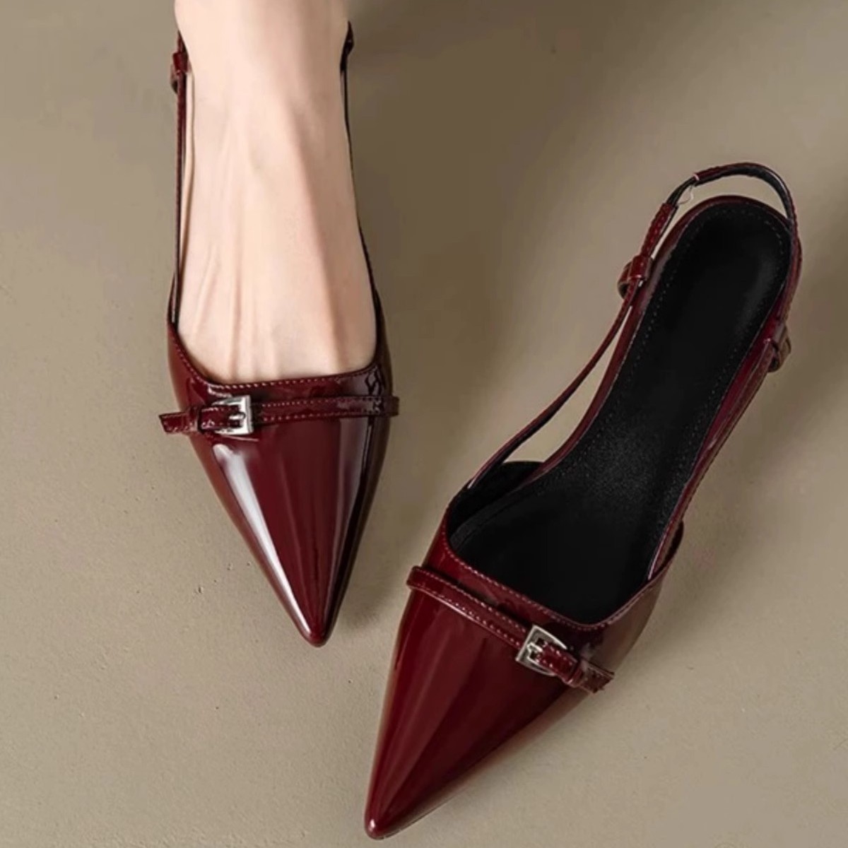 Flip-flops, elegant and sophisticated, French high heels, women's thin heels paired with skirts, one-strap, chanel-style, shallow opening single shoes full figure