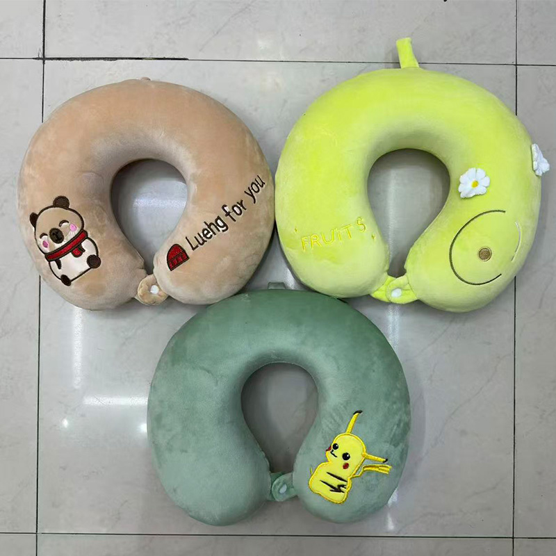 Animal-embroidered small pattern cartoon anime peripheral latex neck pillow, cute cartoon U-shaped travel car, high-speed rail, plane, travel and tourism pillow, nap memory foam, plain neck protection pillow, rebound velvet cubic memory foam U-shaped pillow details Picture