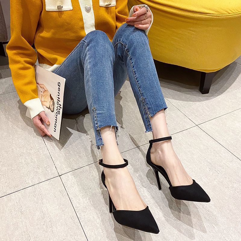 Slim single shoes, French lace-up high heels for women in the summer of 2025, pure desire for a headband sandal fashion, one-shoulder buckle sandal Application Scenario